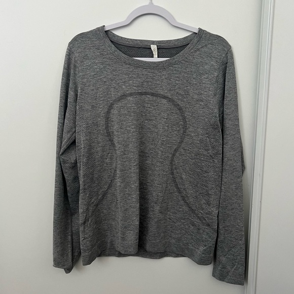 lululemon athletica Tops - Lululemon Gray Long Sleeve Shirt